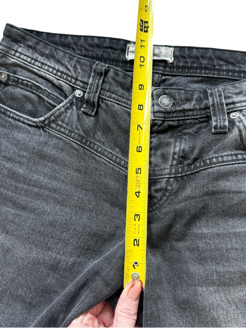 Free People We The Free Shelby Jeans 28 Black Flare Raw Hem Button Fly Denim Y2K - Picture 10 of 14
